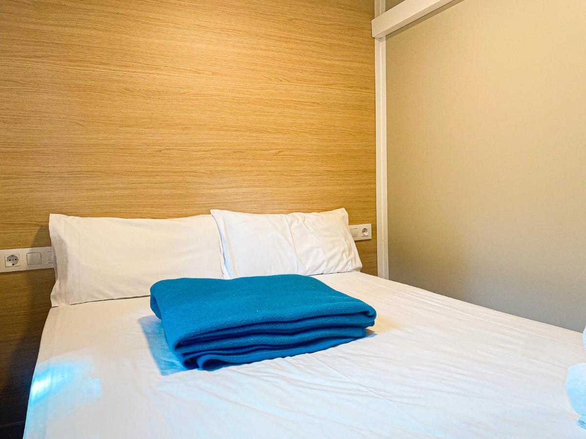 Camping 3 Estrellas Gava Bagian luar foto