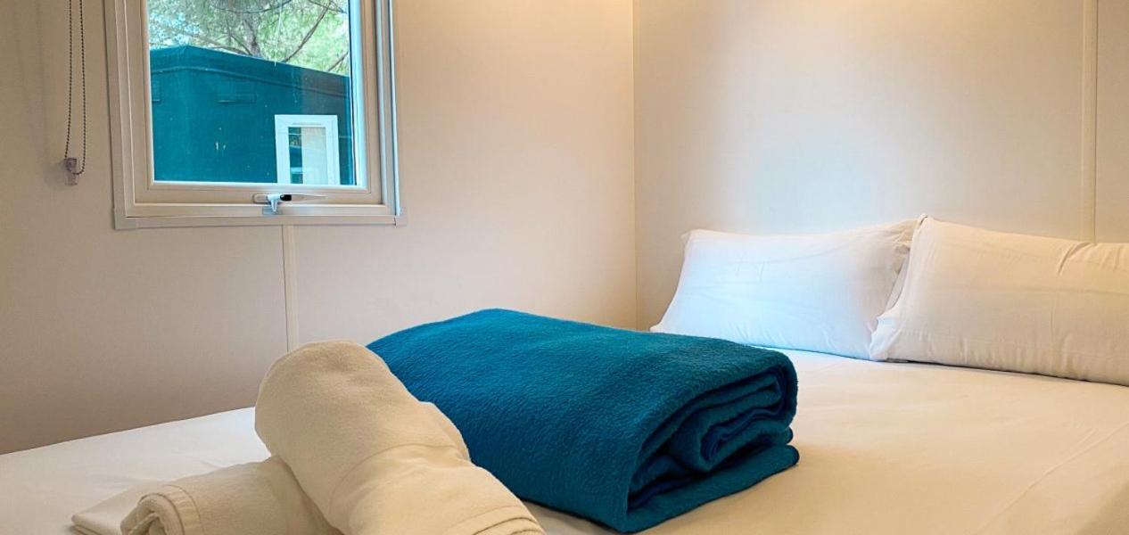 Camping 3 Estrellas Gava Bagian luar foto