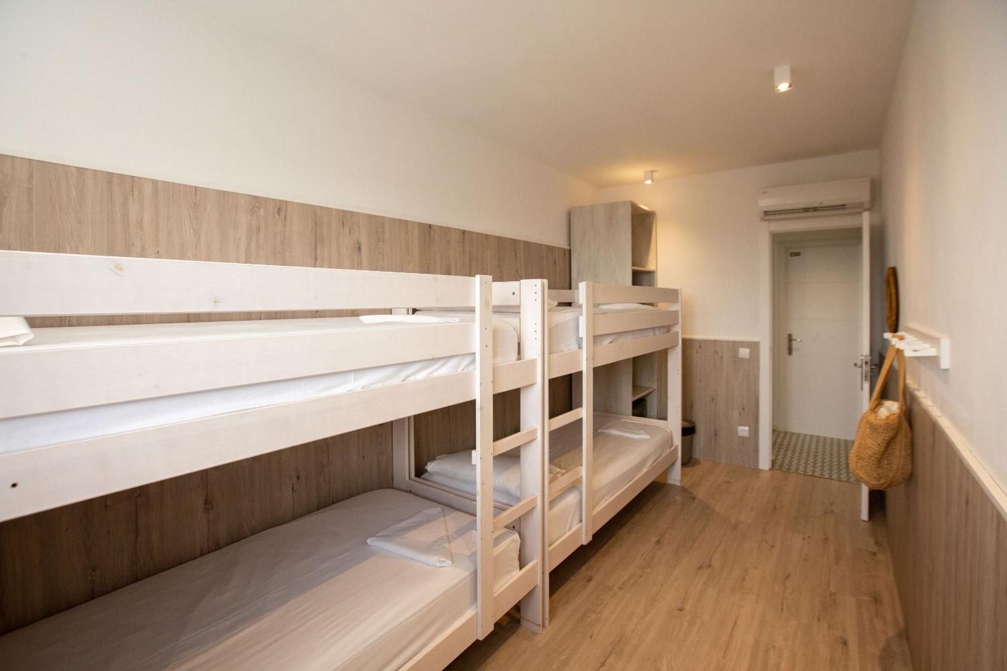 Camping 3 Estrellas Gava Bagian luar foto
